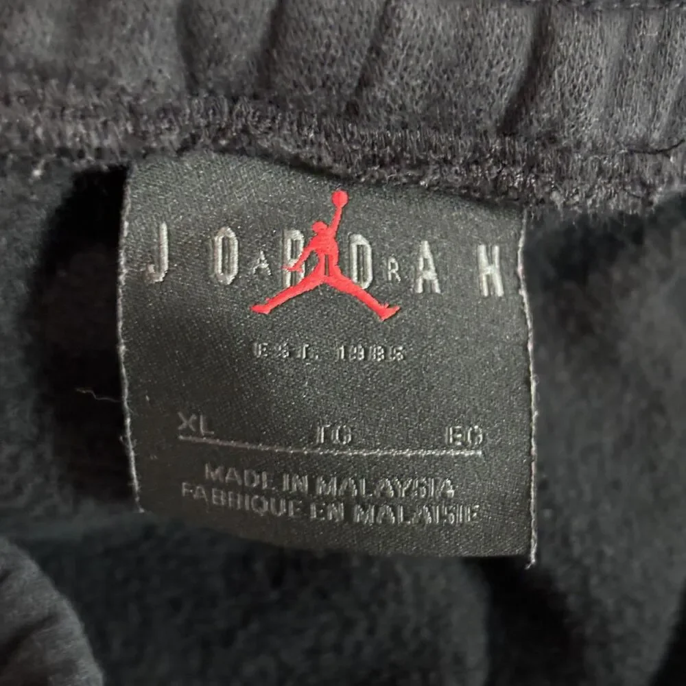 Jordan Joggers Men's XL Black Fleece Sweatpants Side Stripe Nike BQ5664-010